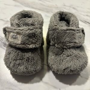 charcoal ugg bixbee booties